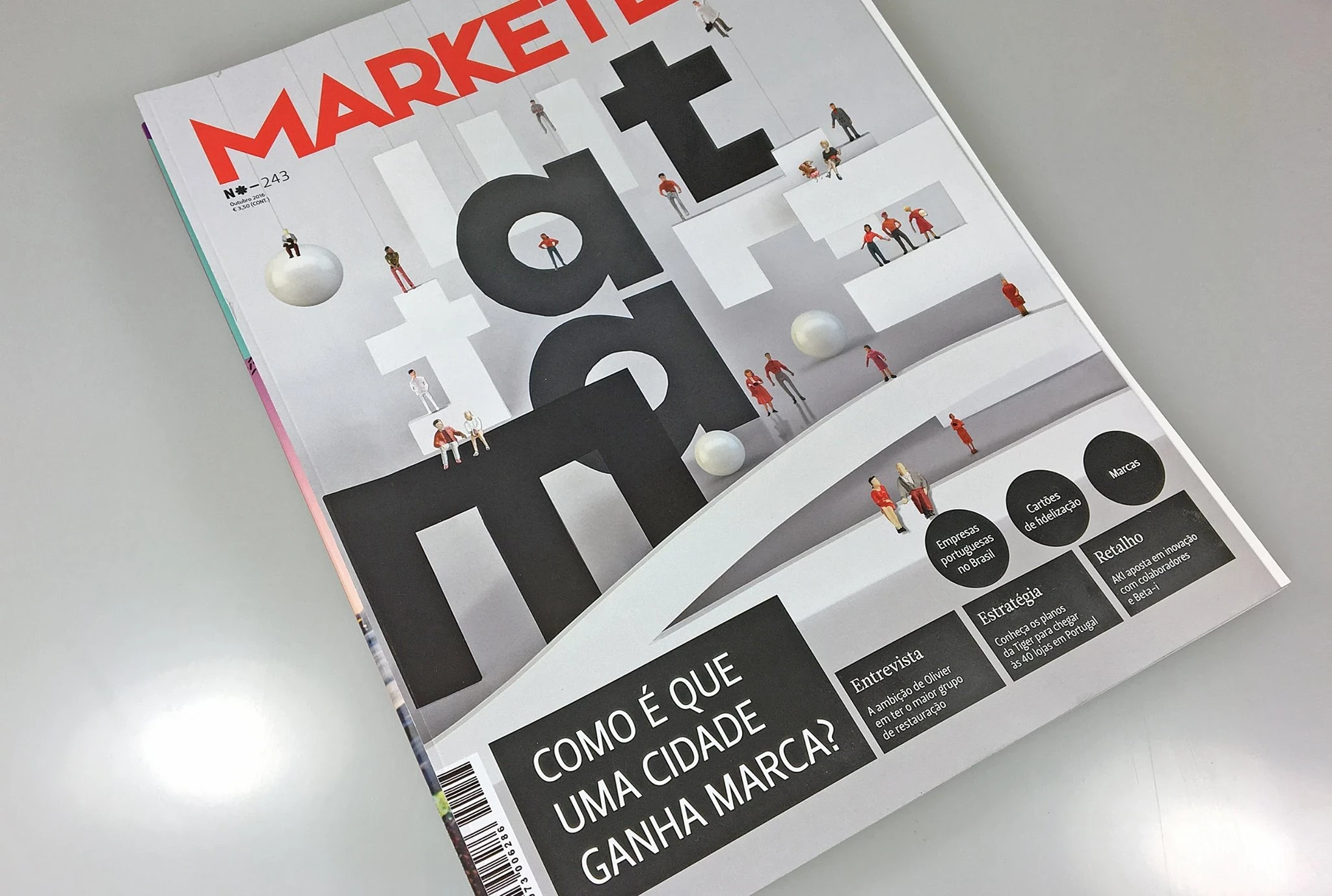 Coura Sem Paredes Marketeer magazine cover