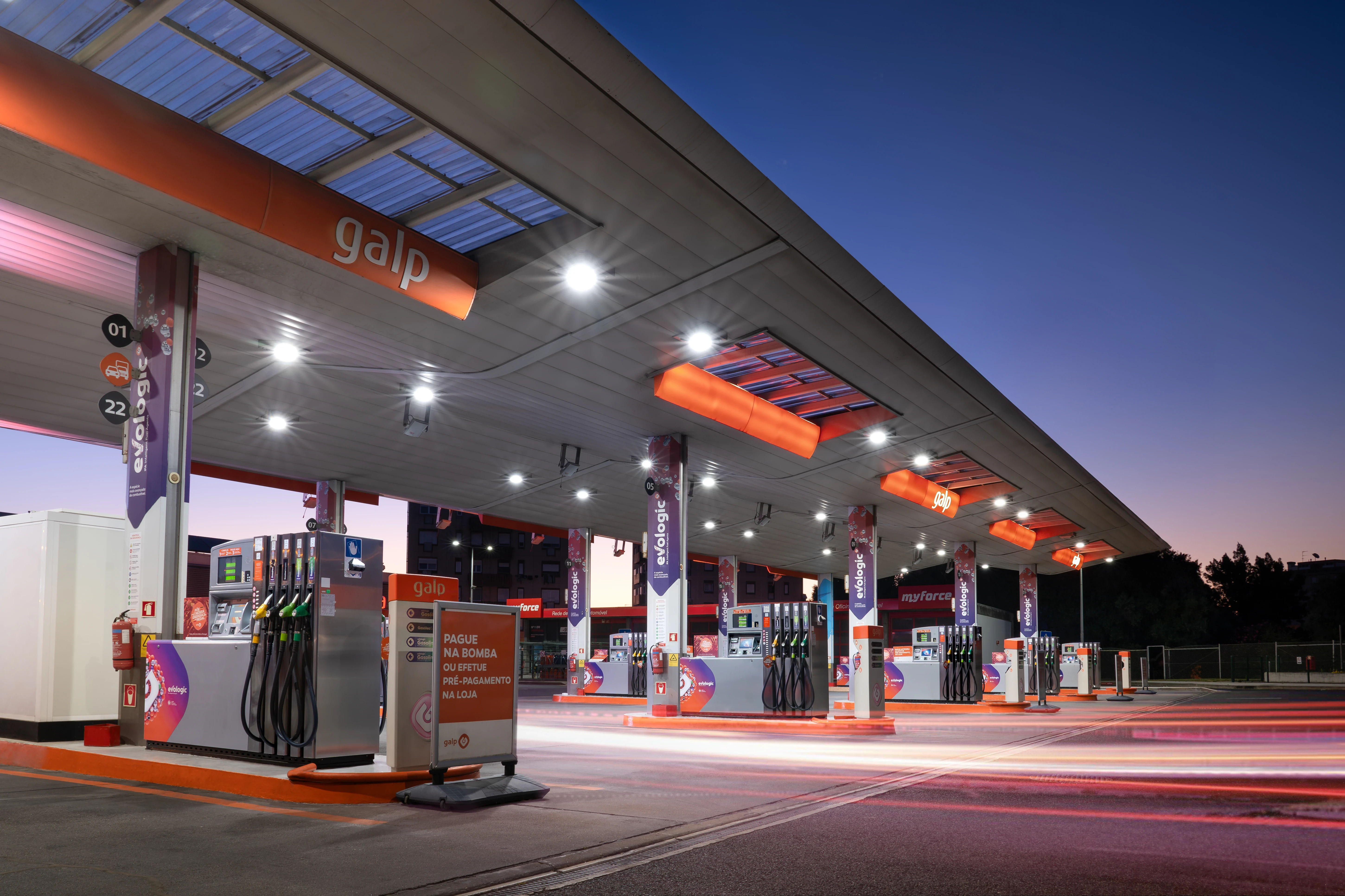 GALP station at dusk: precision lighting and long exposure motion
